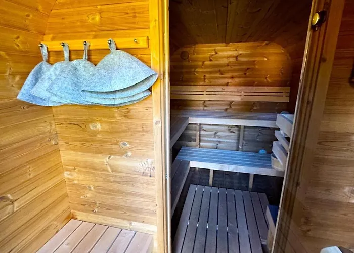 Ria Sauna, Jacuzzi Odder