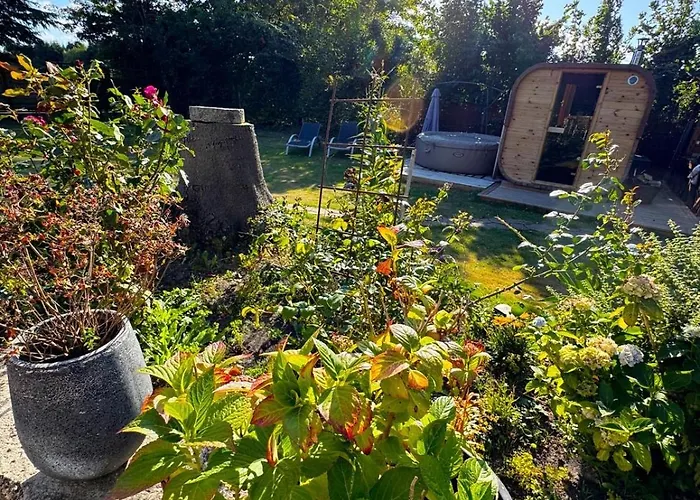 Ria Sauna, Jacuzzi Odder